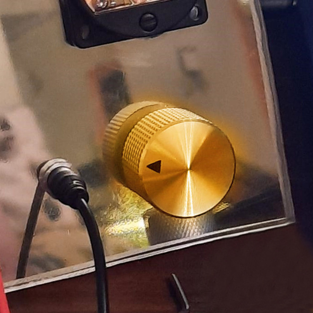 ปุ่มปรับระดับเสียงกีตาร์ทำจากอ - Knob Aluminum บทวิจารณ์และราคา
